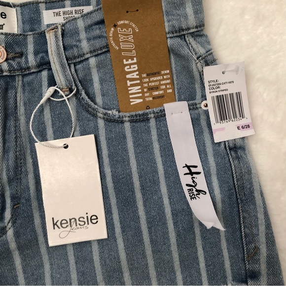 KENSIE JEANS  VINTAGE LUXE THE HIGH RISE SHORT SIZE 6/28 STRIPED DENIM NWT - Picture 3 of 15